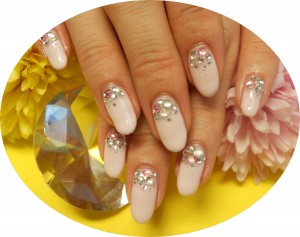 pinku nishifuna nail